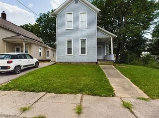 314 Sterling Ct, Akron, OH 44304