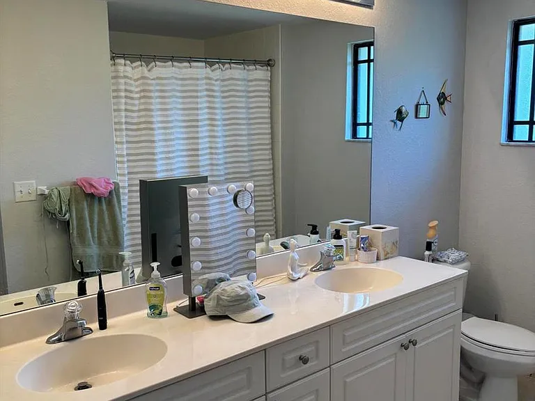 3023 Alcazar Pl #305 — Photo 26