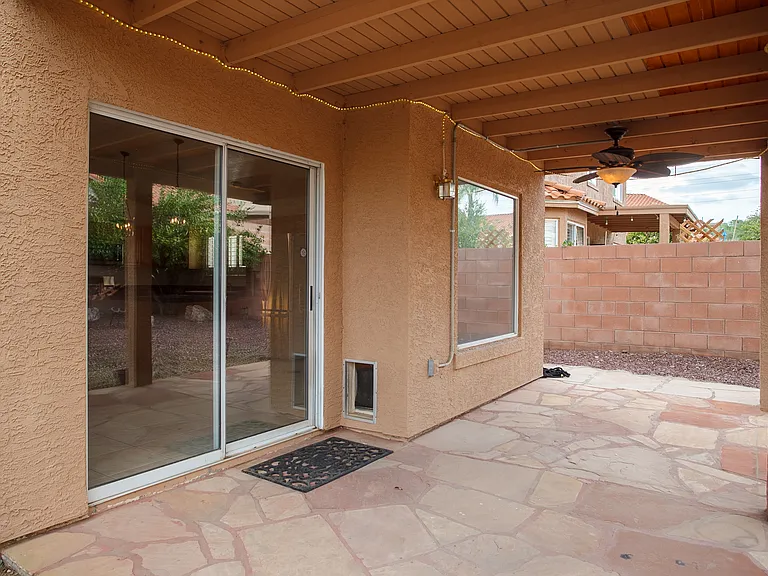 685 W Placita Vega Vis — Photo 43