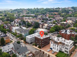 Prime Shadyside Location | Modern Interior, Pittsburgh, PA 15232