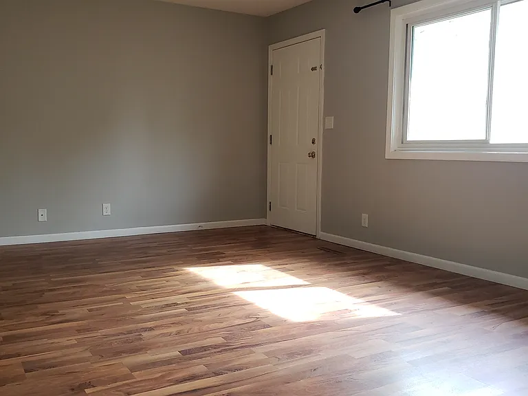 3032 T St — Photo 3