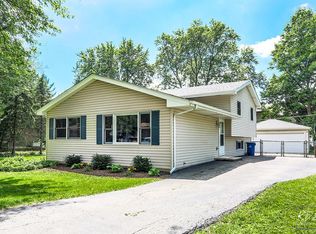 6124 Puffer Rd, Downers Grove, IL 60516