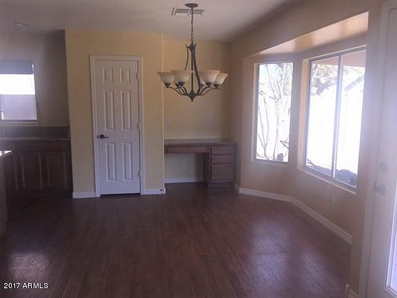 4th image of 2118 N Cintino Pl