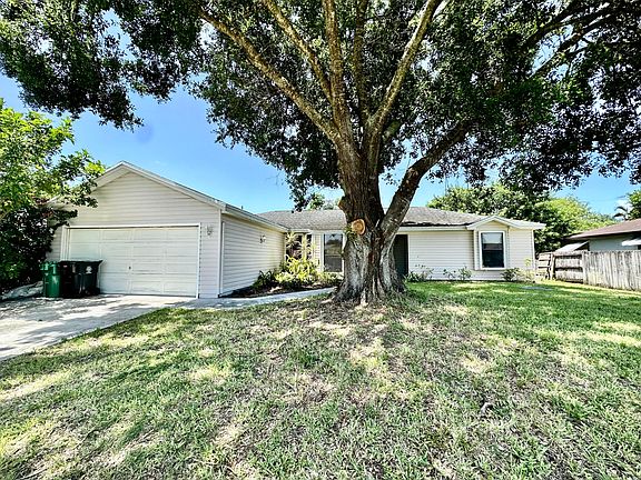 3rd image of 1258 SW Cynthia Street