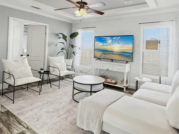 5230 Silk Oak Ave, Fort Myers, FL 33905