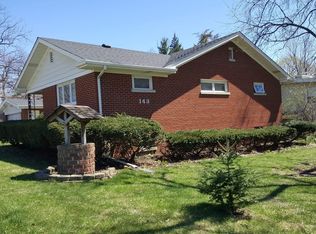 143 McIntosh Ave #1, Clarendon Hills, IL 60514