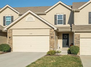 2293 Bay Tree Dr, Saint Peters, MO 63376