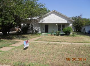 710 W 9th St, Cisco, TX 76437