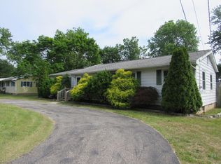15 Castle Ave, Jackson, NJ
