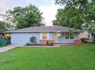 9910 Carmalee St, Houston, TX 77075