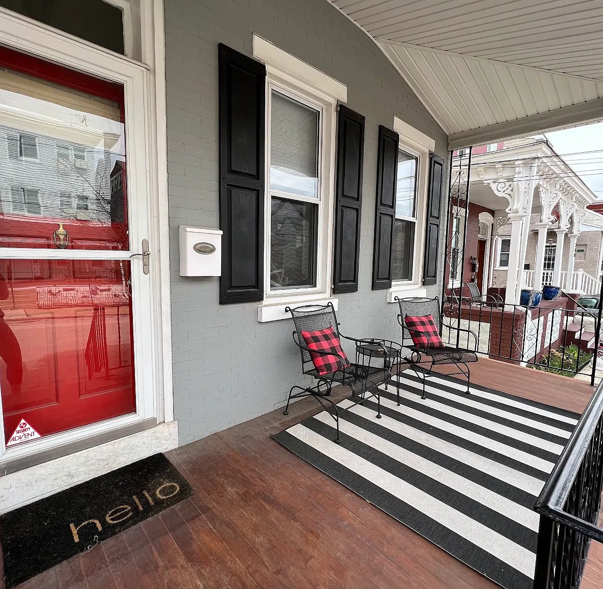 3 bed, 1.5 bath, 2164 sqft, $2,850 — Photo 1
