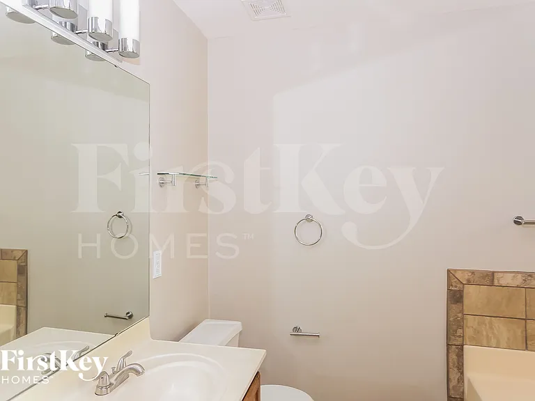 2035 David Earl Dr — Photo 11