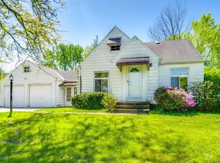 6724 E Pleasant Valley Rd, Independence, OH 44131