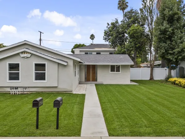 22710 Saticoy St, West Hills, CA 91307