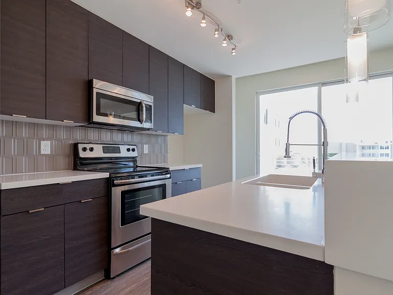 604 N Bluff Dr #245 — Photo 4