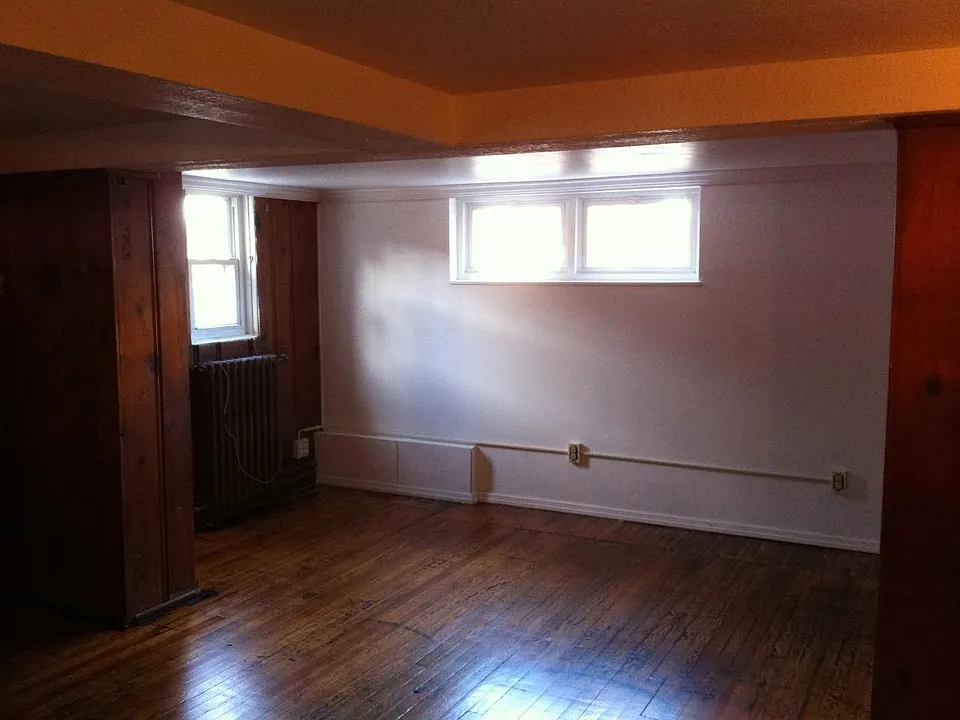 bedroom or office nook