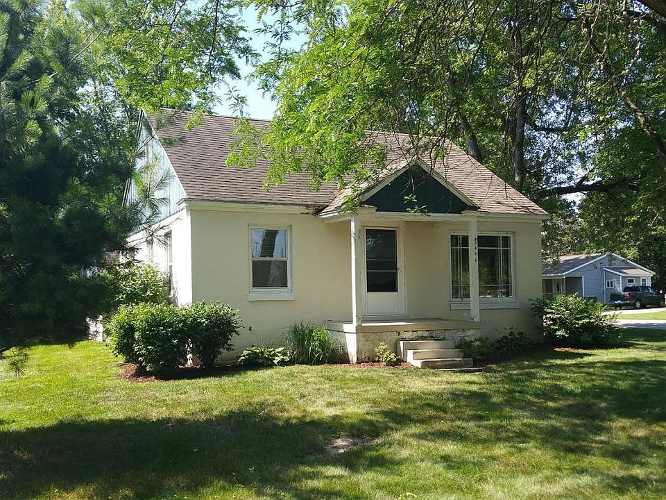 1st image of 3444 Leonard St NW
