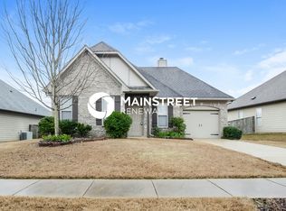 1203 Washington Dr, Moody, AL 35004