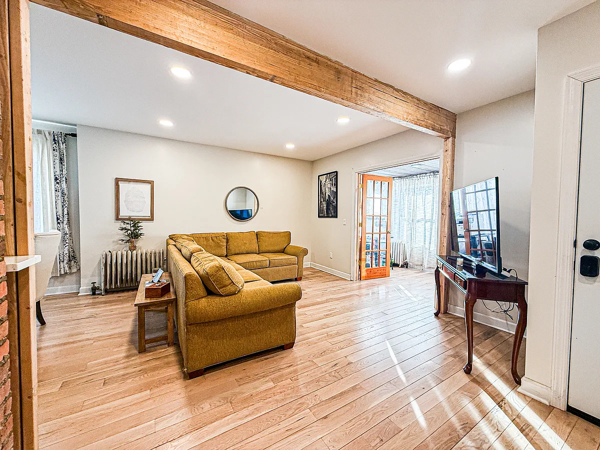 Building Photo - 203 Feronia Way #1