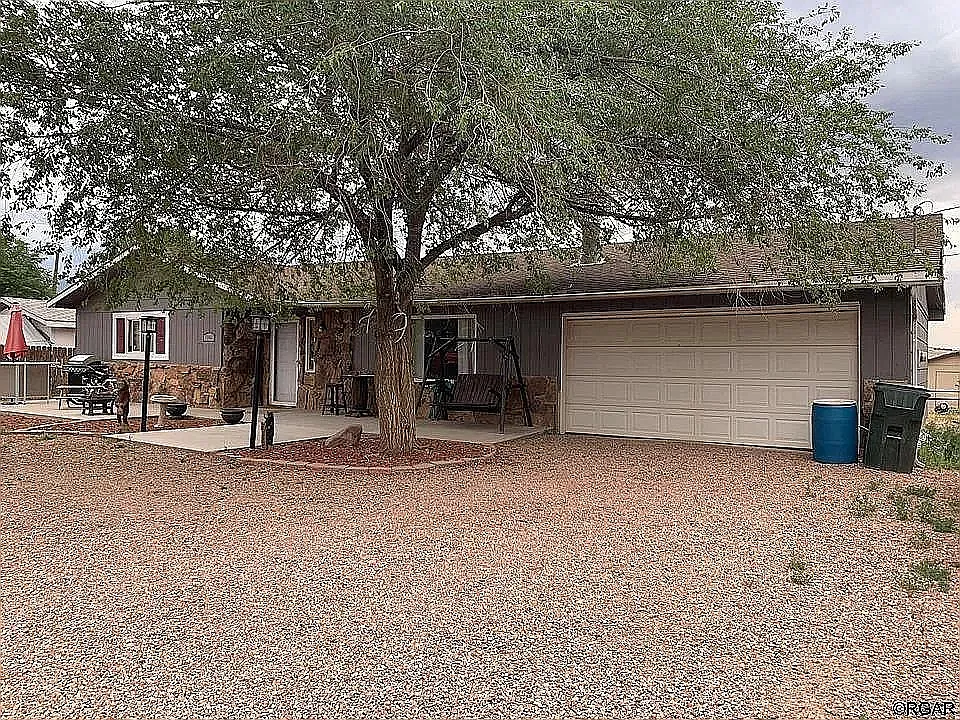 1148 Pennsylvania Ave photo 1