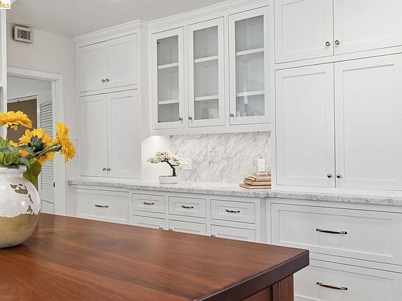 2nd image of 105 Terrace Ave