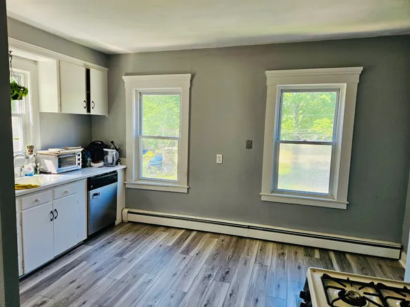 (undisclosed Address), Bristol, RI 02809