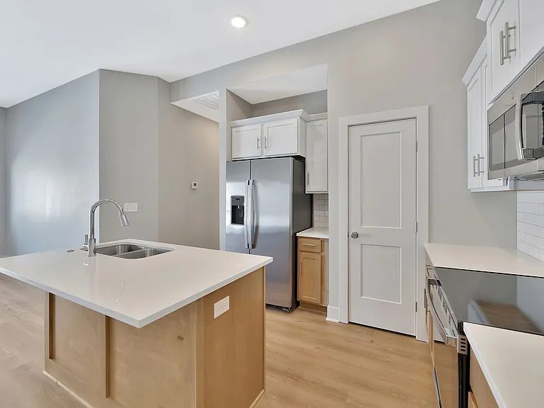 1218 SE 10th Street Ter — Photo 11