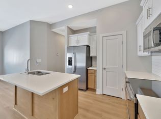 1209 SE 8th Cir, Newton, KS 67114