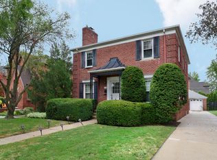861 Henrietta St, Birmingham, MI 48009