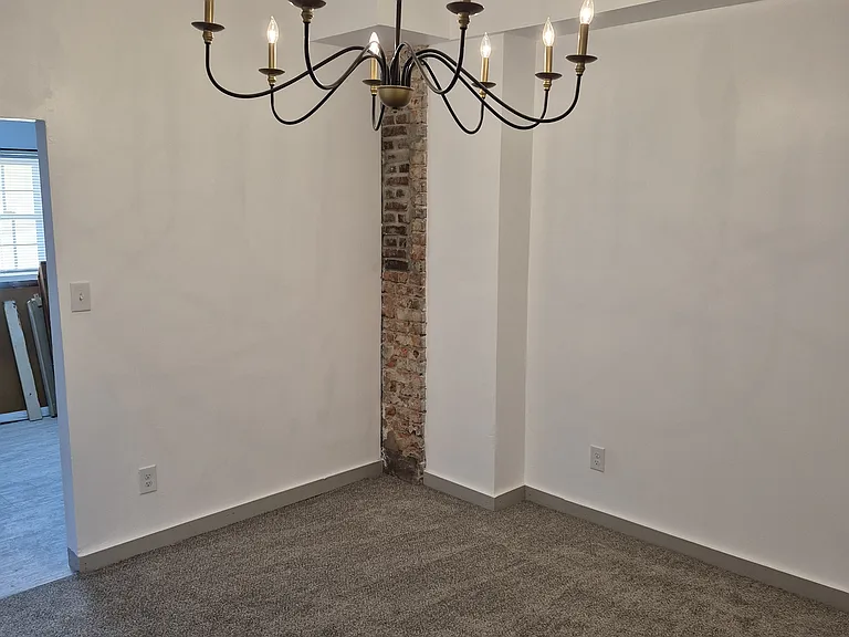 479 E Woodrow Ave — Photo 7