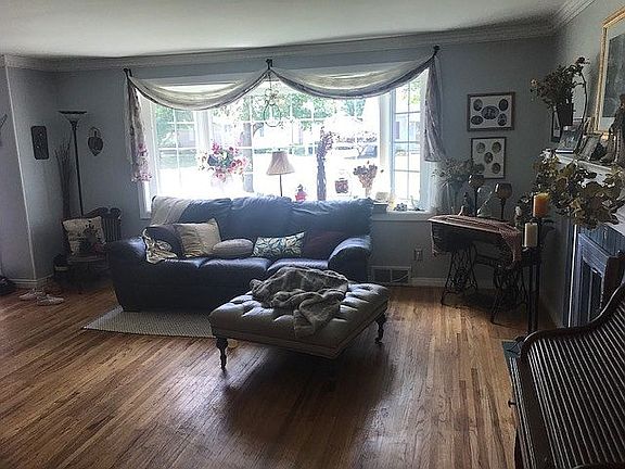 2nd image of 61 Saint Marys Pl