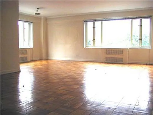 Rented by Domus Realty | media 1