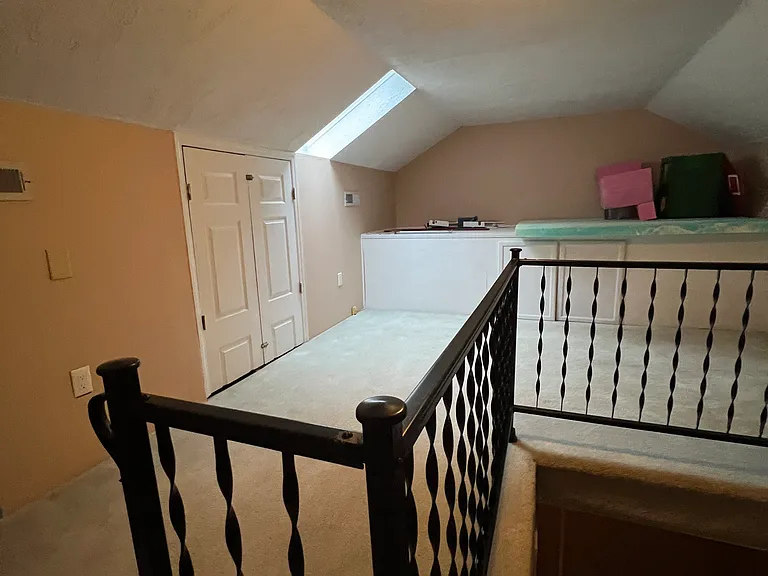 710 Powell Dr — Photo 19