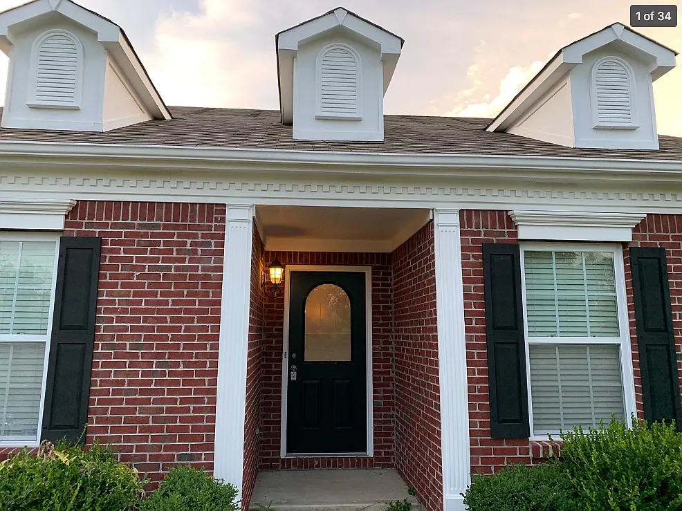 3 bed, 1380 sqft, $1,795 — Photo 1