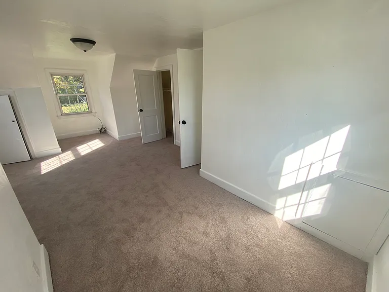 5209 Poston Ln #B — Photo 36