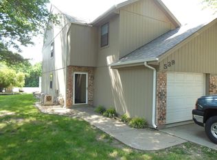 539 NE Churchill St, Lees Summit, MO 64086