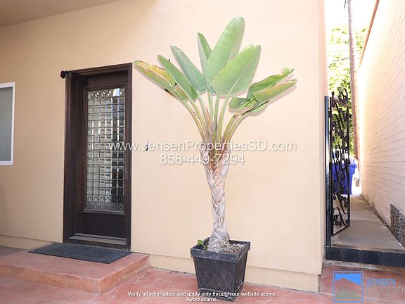 4th image of 5747 La Jolla Blvd