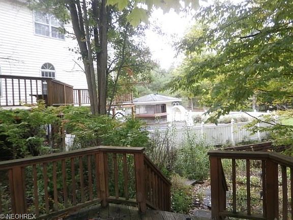 3rd image of 10888 Lakebrook Dr