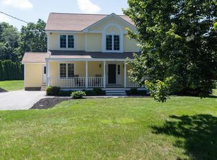 129 Newbury Rd, Rowley, MA 01969