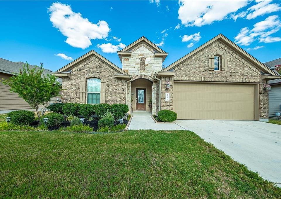 1st image of 532 Bottle Brush Dr
