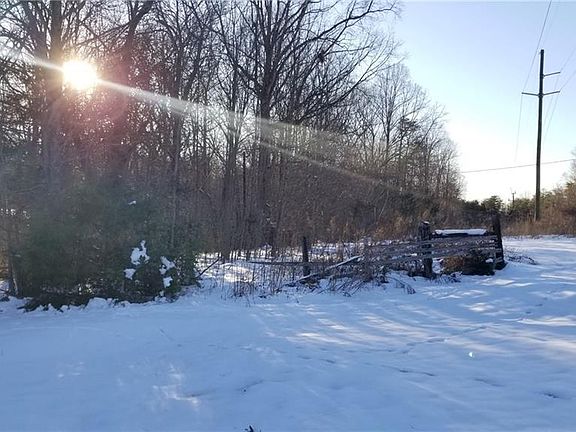 3rd image of 6945 State Highway 87 N
