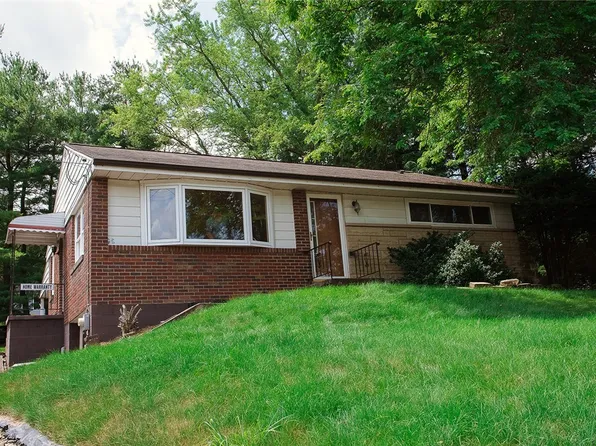 180 Crowe Ave, Mars, PA 16046
