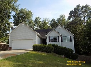 144 Graystone Dr, Gray, GA 31032