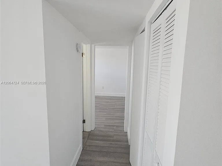 8101 Crespi Blvd #403 — Photo 9