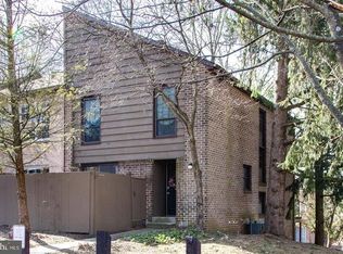 35 Winged Foot Dr, Reading, PA 19607