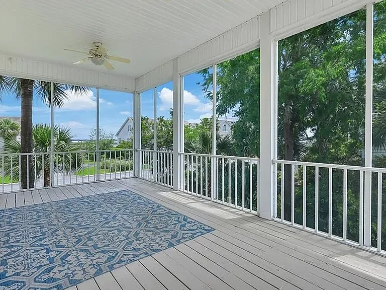 5021 Riverside Dr — Photo 16
