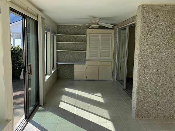 2nd image of 5 Marsh Harbor Dr #H