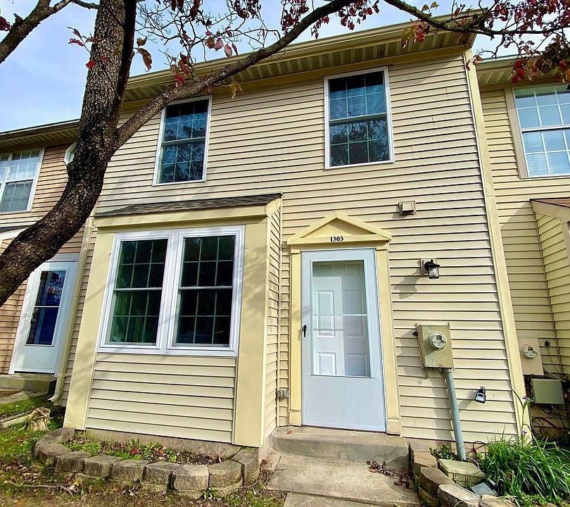 1st image of 1303 Stockett Sq