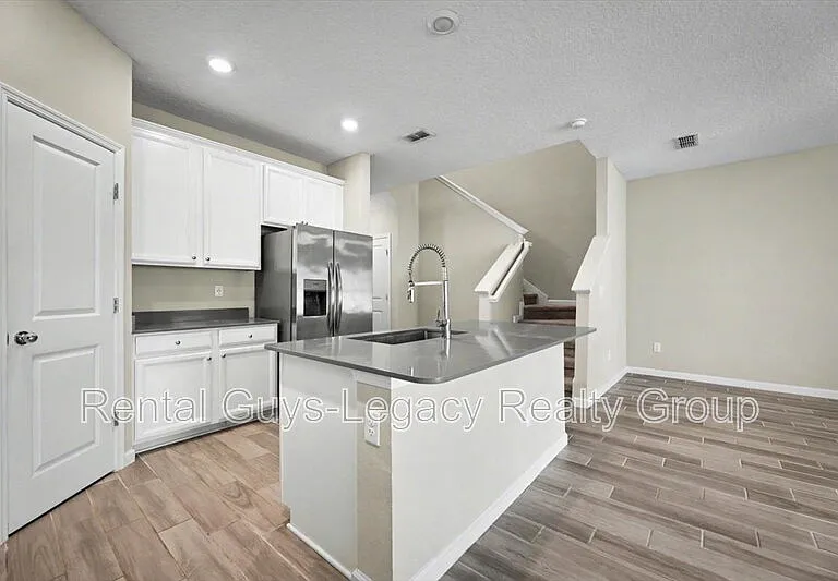 10323 Alder Creek Ln — Photo 16