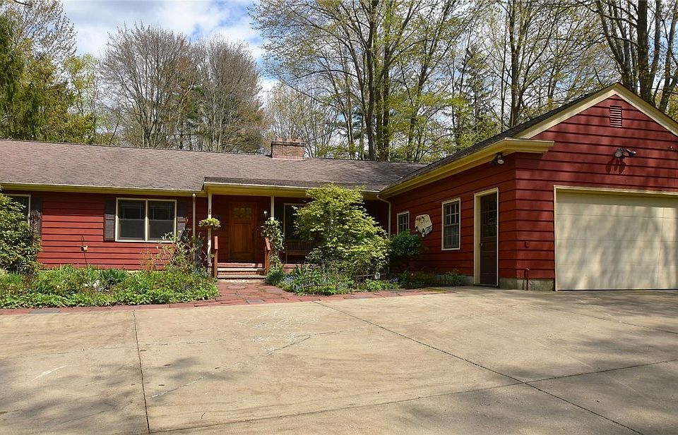 124 Ridgewood Rd, Chagrin Falls, OH 44022 Zillow